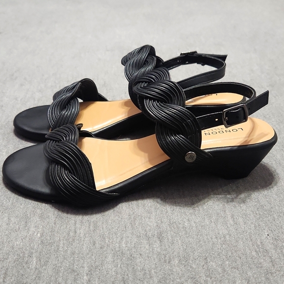 LONDON FOG Cally Vegan Faux Leather Black Kitten Heels Sandals Slippers Shoes - Picture 5 of 16